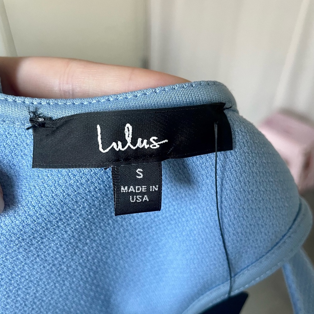 NWT Lulus Dress!!! Size S, super cute and comfortable, love the fabric texture! - Picture 6 of 6